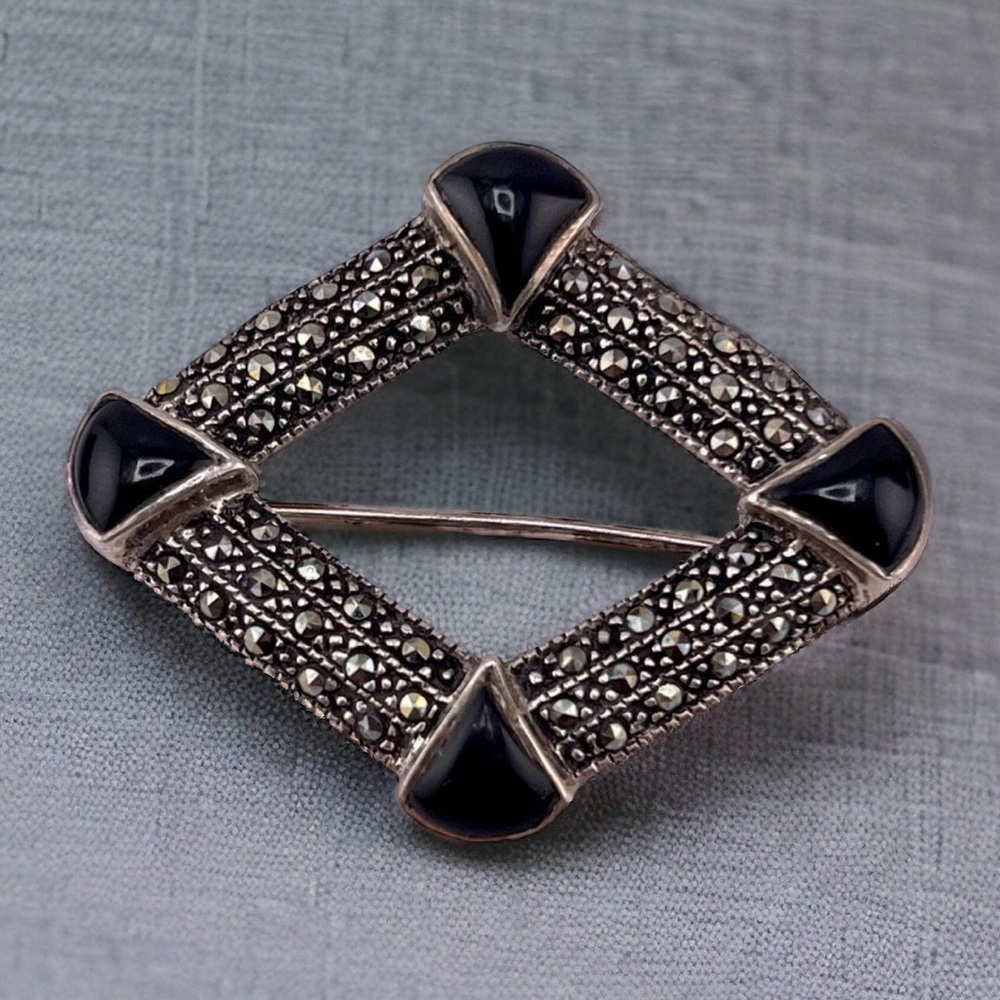 Sterling Silver SU 925 Genuine Onyx Marcasite Brooch Geometric Art Deco Revival